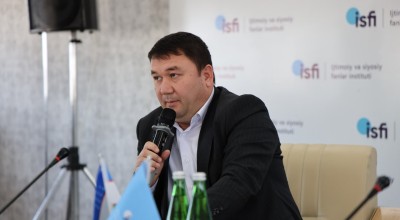 Rektor va yoshlar uchrashuvi